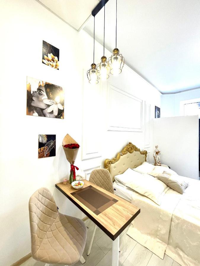 Vintage Apartment Kotlyarska10 Lviv Kültér fotó